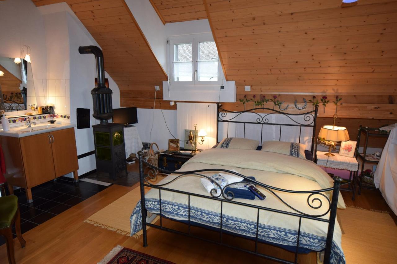 Bed & Breakfast Im Chellhof Benken  Экстерьер фото