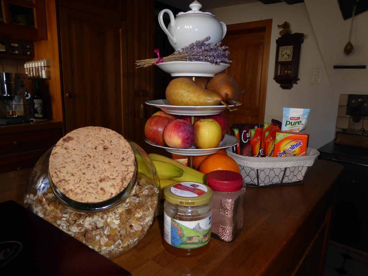 Bed & Breakfast Im Chellhof Benken  Экстерьер фото