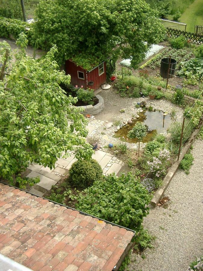 Bed & Breakfast Im Chellhof Benken  Экстерьер фото